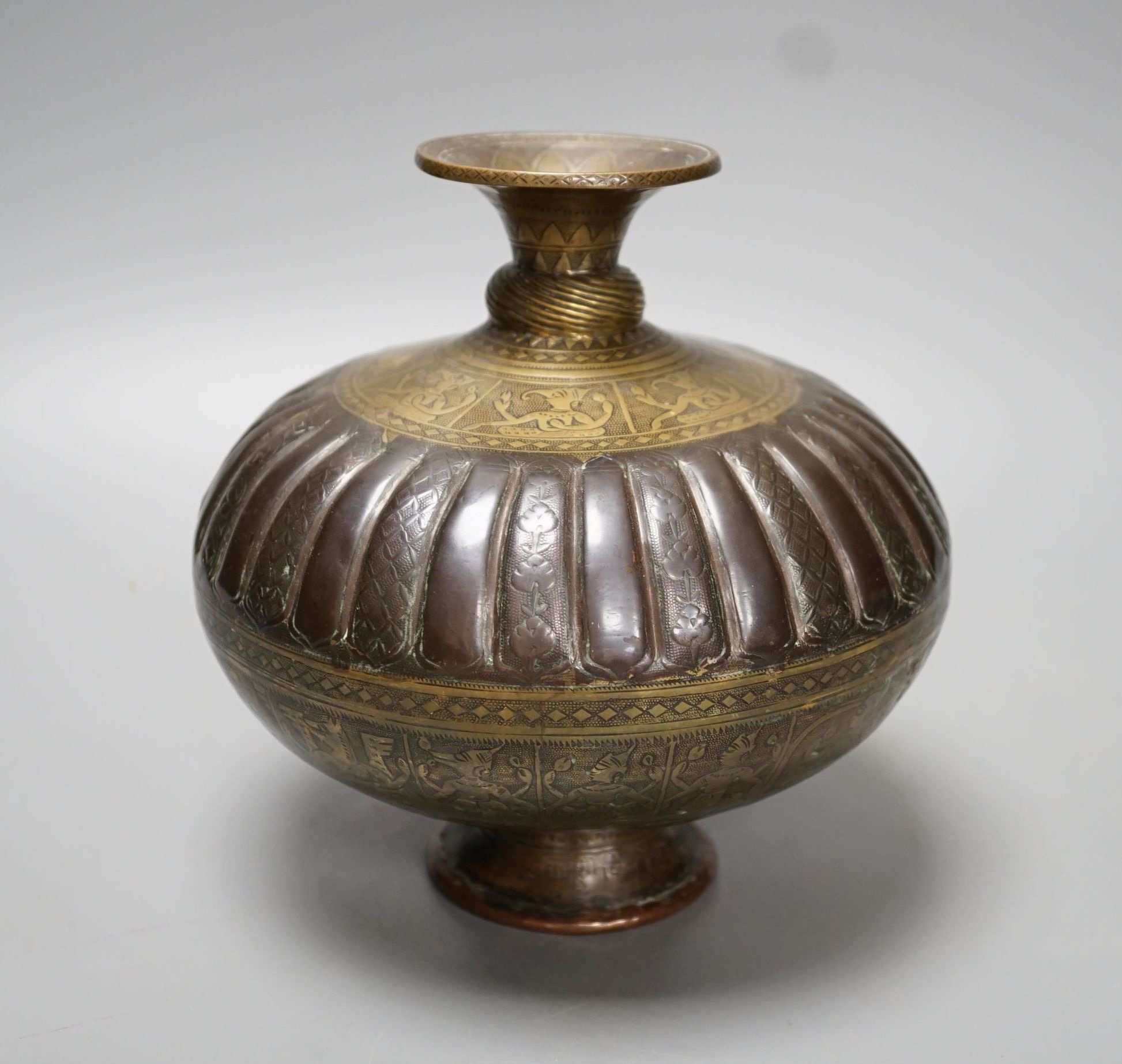 An 18th century Indian ganga jumna lota vessel, 18cm